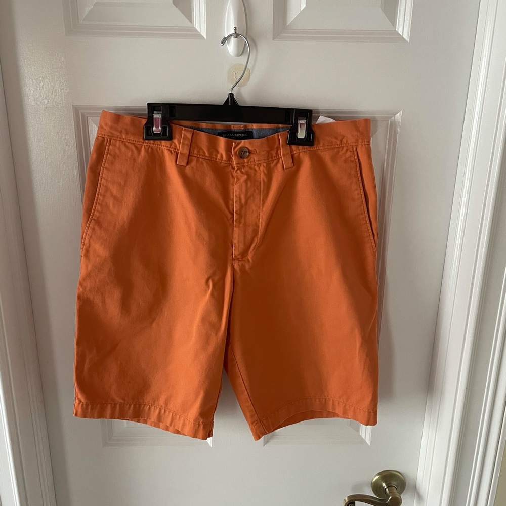 Banana Republic Khaki Shorts Orange Men’s 31